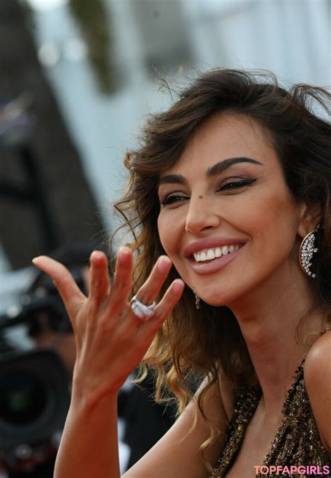 MADALINA DIANA GHENEA Nude